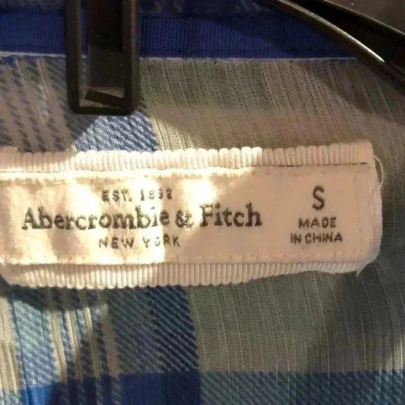 Abercrombie & Fitch Women’s Small Semi Sheer Button Down Long Sleeve Blouse - Picture 3 of 5